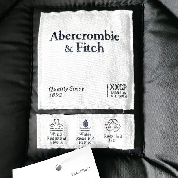 Abercrombie & Fitch Quilted Long Puffer - Picture 5 of 9